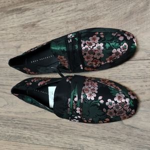 Zara flats